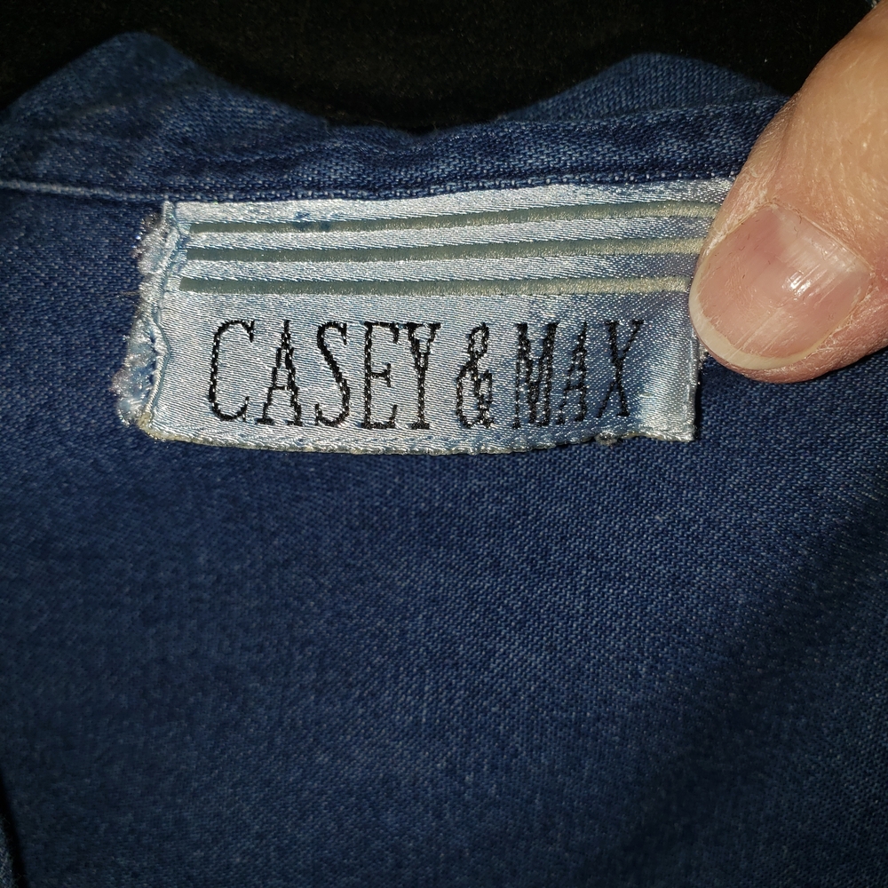 Casey & Max Blue Velvet Collared Denim Holiday Shirt - L - Picture 9 of 9
